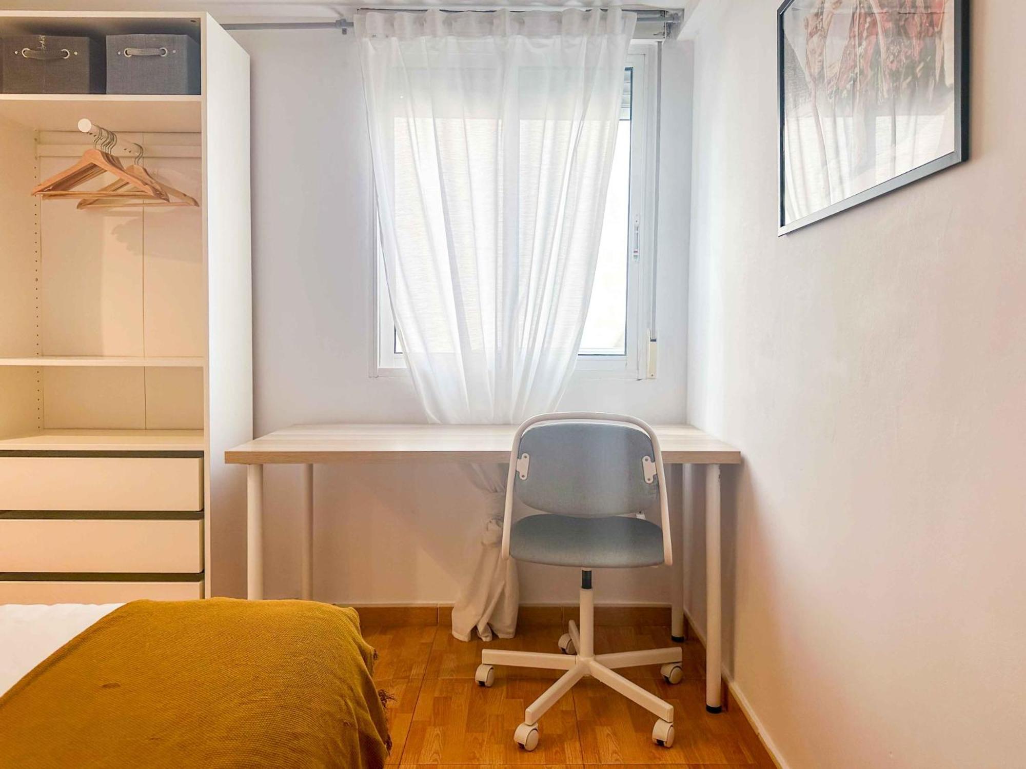 Amplio Apartamento En Pleno Corazon De อาลิกันเต ภายนอก รูปภาพ